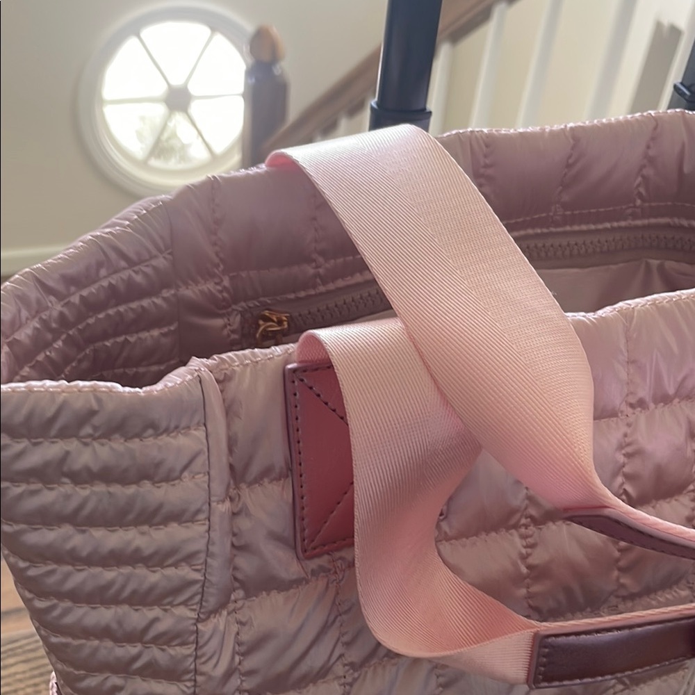 Shiraleah Rose Logan Roller Tote - Picture 3 of 5